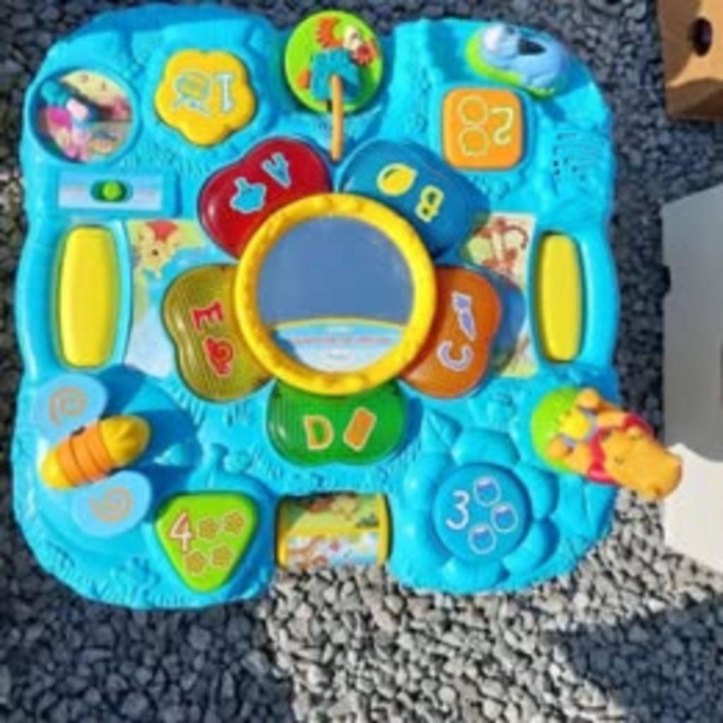 table activite bébé, Enfants & Bébés, Jouets | Vtech, Enlèvement, Comme neuf, 6 mois à 2 ans