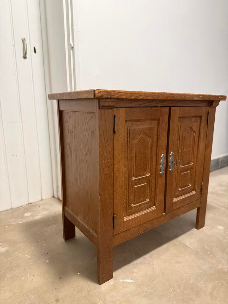 Joli meuble en chêne avec double porte, Enlèvement, Utilisé, Chêne