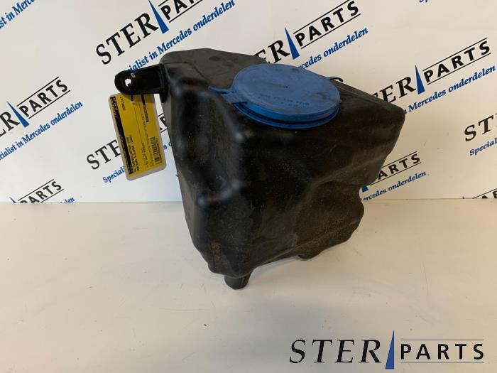 Réservoir lave-glace avant d'un Mercedes S-Klasse, Autos : Pièces & Accessoires, Vitres & Accessoires, Mercedes-Benz, Utilisé