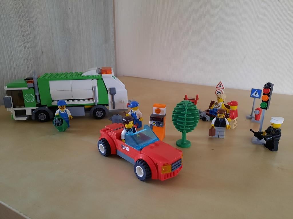 Lego city: vuilniswagen, auto en inwoners, Ophalen of Verzenden, Gebruikt, Complete set