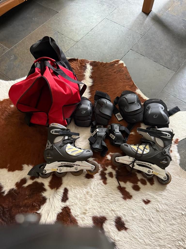 Complete inline skate set, Sport en Fitness, Skeelers, Ophalen, Zo goed als nieuw