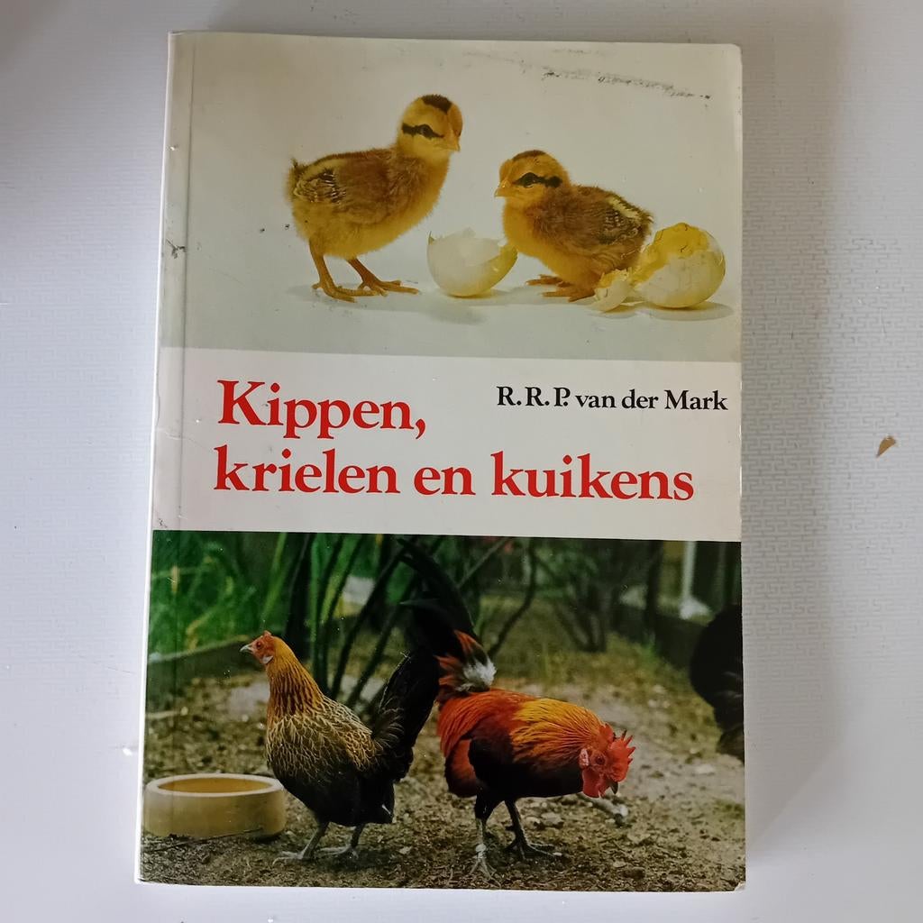 Kippen krielen en kuikens., Boeken, Dieren en Huisdieren, Ophalen of Verzenden, Gelezen, Pluimvee