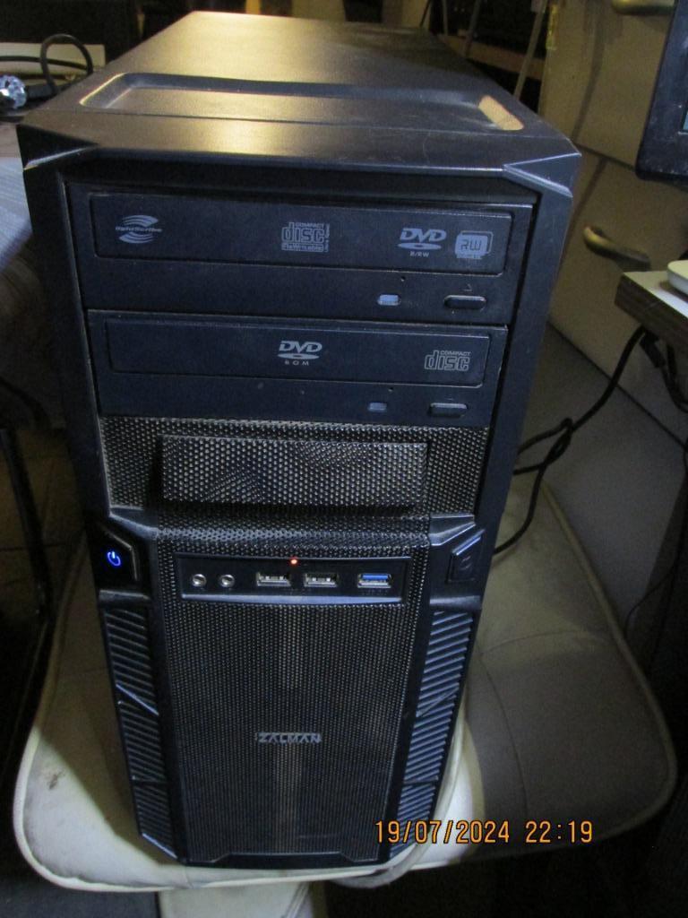 Vent PC, Windows 10.processeur amd fx tm 4300, Computers en Software, Ophalen, Gebruikt, 4-core, 3 tot 4 Ghz