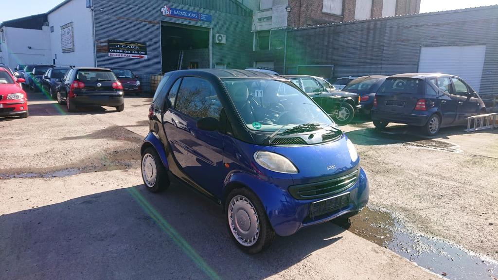 Smart fortwo 600cc essence bt auto 104000km GARANTIE, Auto's, Stof, Zwart, 33 kW, Blauw