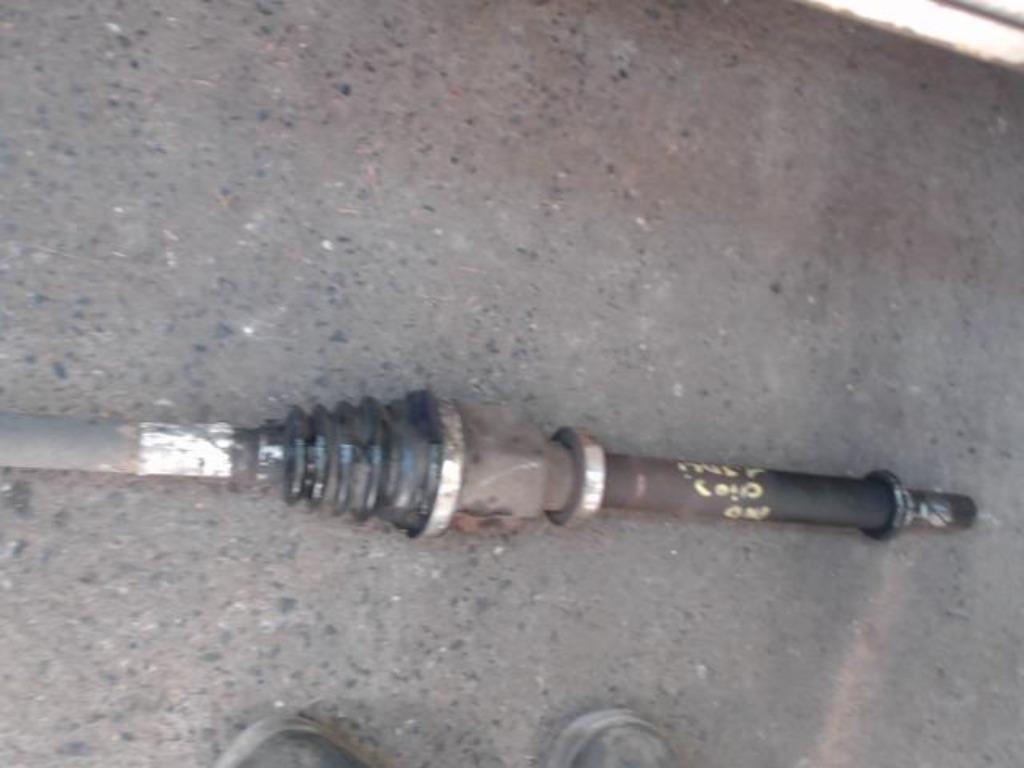 Cardan droit Renault Clio 3 1.5DCi 63kw 2005-2009 LP/14737, Ophalen, Gebruikt, Renault
