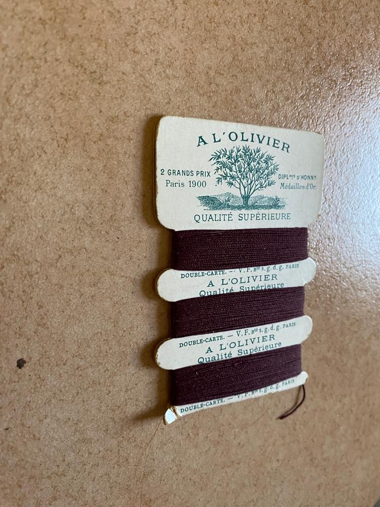 A l'Olivier Cordonnet nr. 9 3m Bordeaux ZG staat, Verzenden, Zo goed als nieuw, Breien of Haken, Wol of Garen