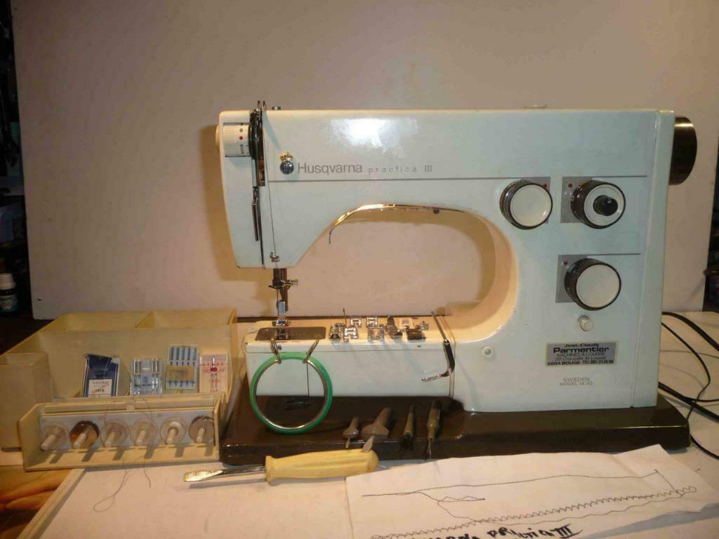gerenommeerde naaimachine HUSQVARNA Practica III 5430, Hobby en Vrije tijd, Naaimachines en Toebehoren, Gebruikt, Naaimachine