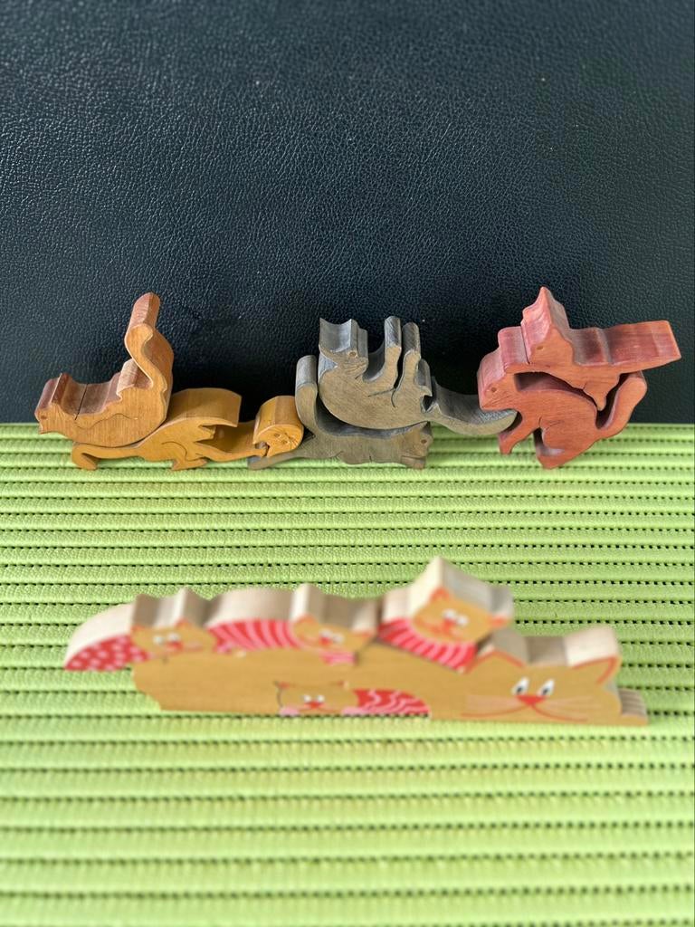 Collection de chats, Comme neuf