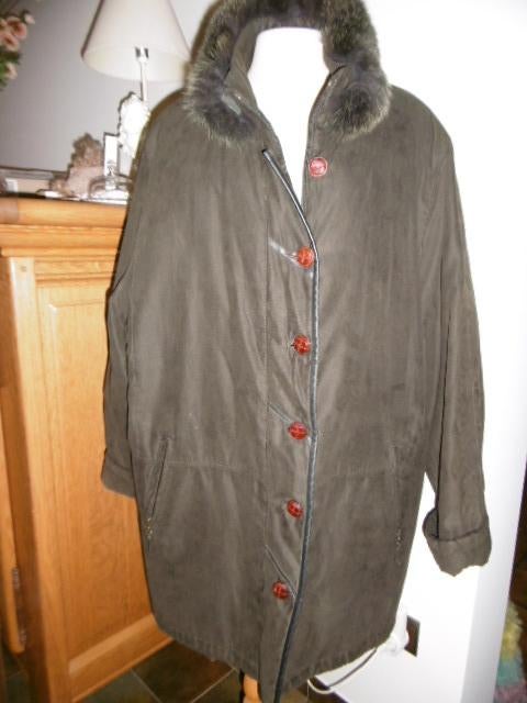 grote maten, dames mantel xxl. Perfecte staat !, Ophalen of Verzenden