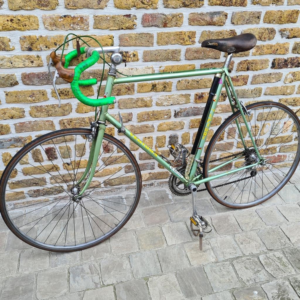 Oude koersfiets anno 1975 Ventura Boudewijn Devos, Ophalen