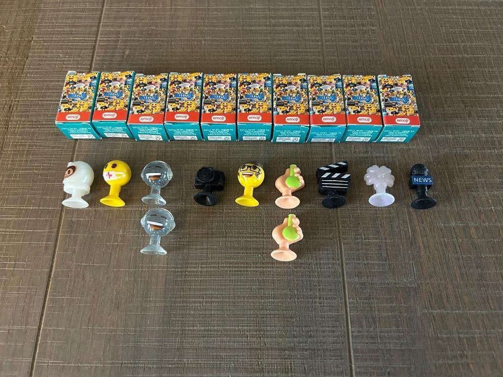 Te koop Emoji Aldi 2024, Collections, Aldi, Enlèvement ou Envoi