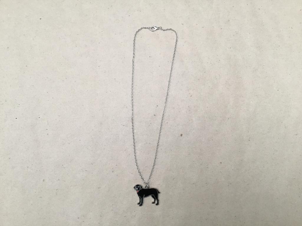 Collier en forme de chien noir golden retriever, Enlèvement ou Envoi, Neuf