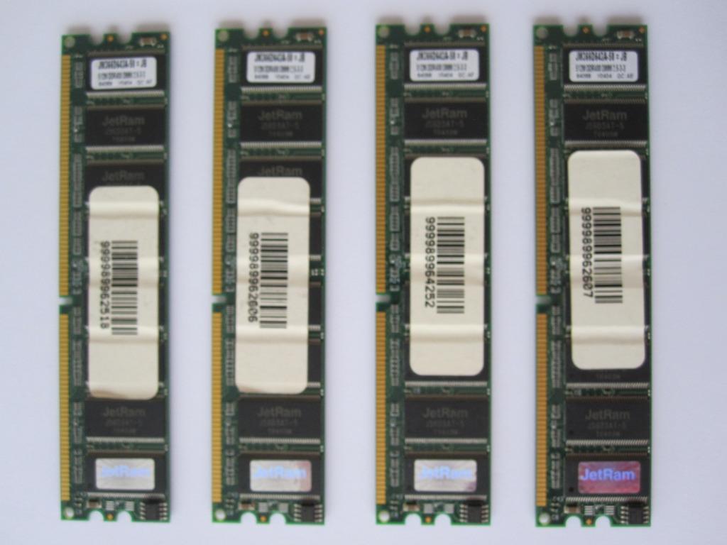 Barette mémoire pour ordinateur, DDR, 1 GB ou moins, Utilisé, Console