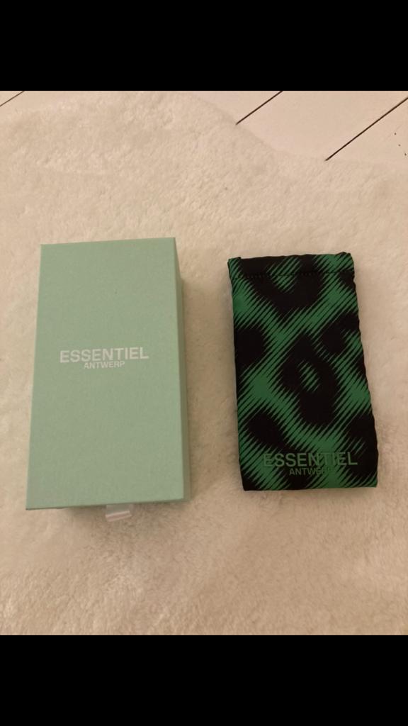 Brillenhoesje ESSENTIEL Antwerp, Handtassen en Accessoires, Verzenden, Nieuw