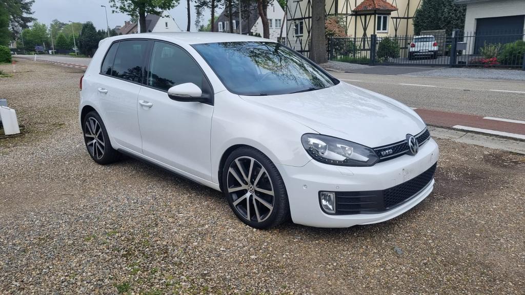 Golf 6 GTD 2.0L, Euro 5, Achat, 1968 cm³, Noir