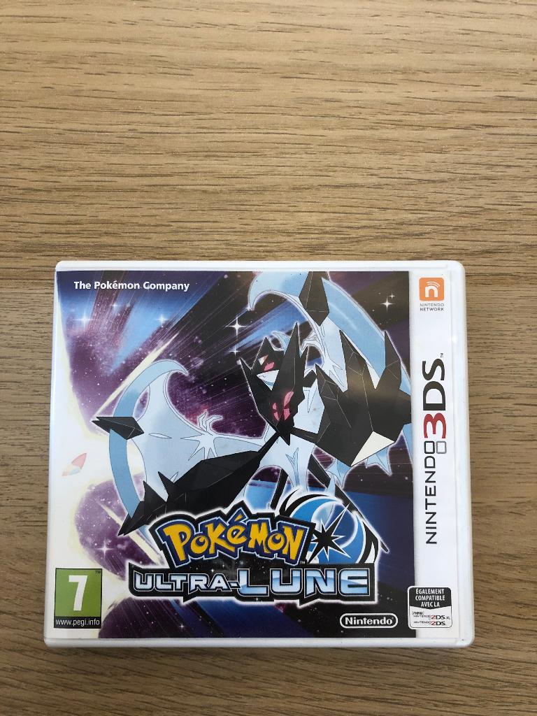 Pokémon Ultra Moon Nintendo 3DS, Games en Spelcomputers, Ophalen, Zo goed als nieuw