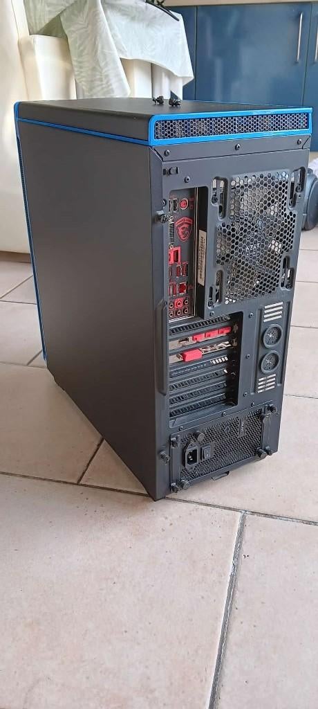 PC, Computers en Software, Desktop Pc's, Ophalen, Gebruikt, 8 GB, Custom Build
