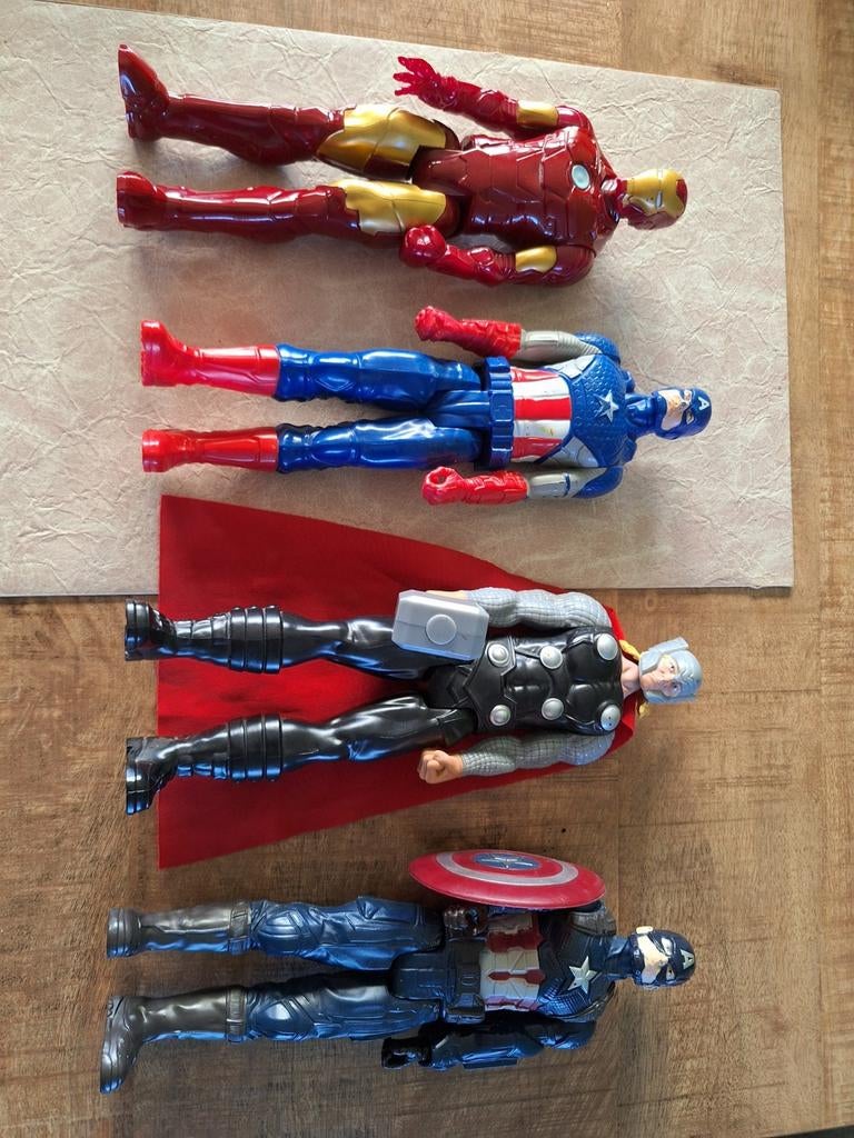 Marvel action figures Hasbro, Kinderen en Baby's, Speelgoed | Actiefiguren, Ophalen of Verzenden, Gebruikt