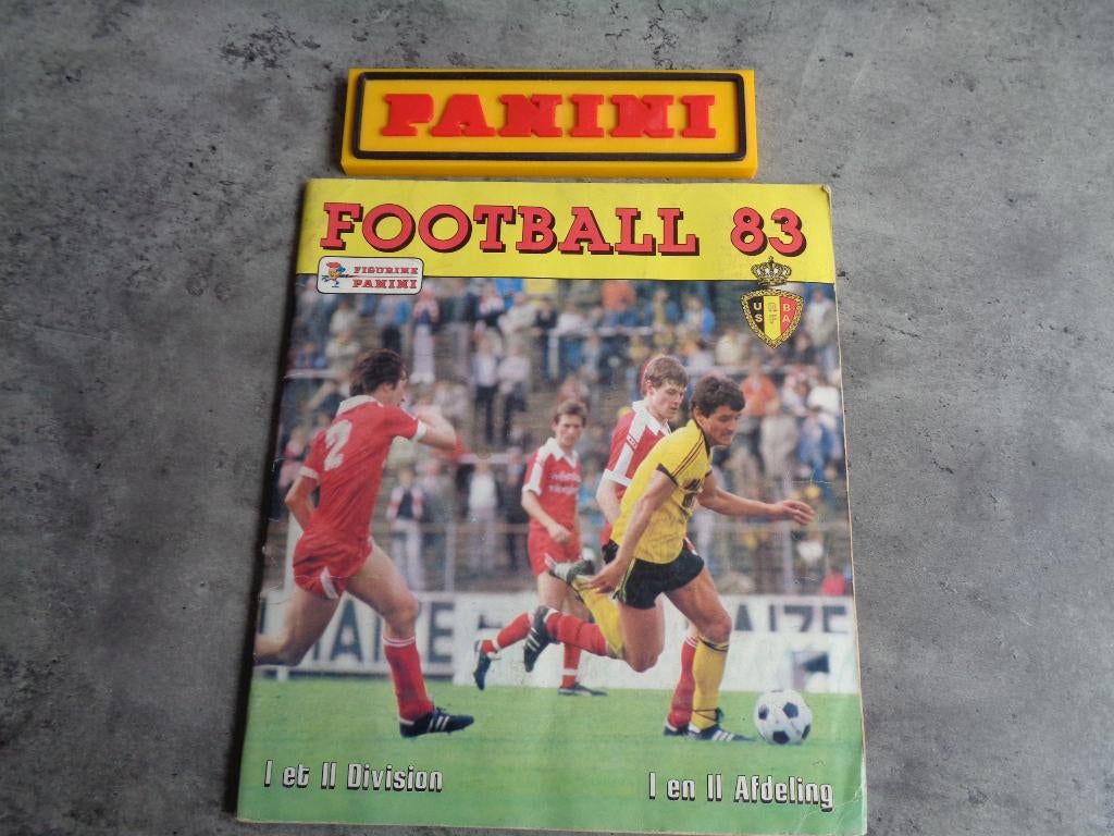 PANINI FOOTBALL 83 STICKER ALBUM voetbal ANNO 1983 volledig, Verzenden, Sticker