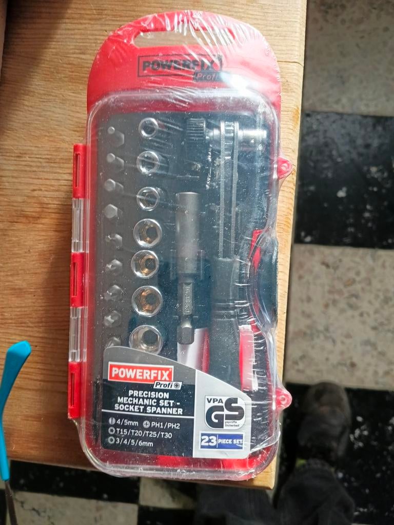 Nieuwe ratelsleutelset 23-delig Powerfix, Enlèvement