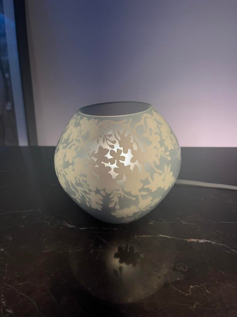 IKEA klein Kubbig tafellampje in wit glas, Ophalen of Verzenden, Zo goed als nieuw