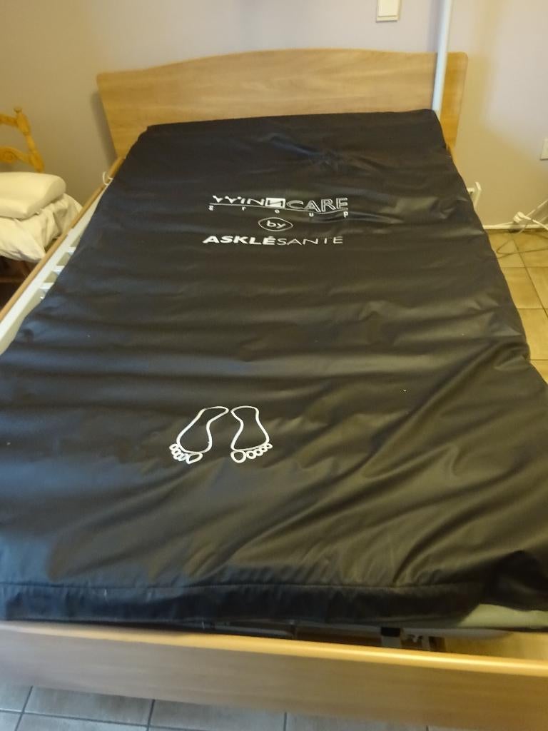 Matelas anti escarre 1M20 motorisé Winncare, Enlèvement