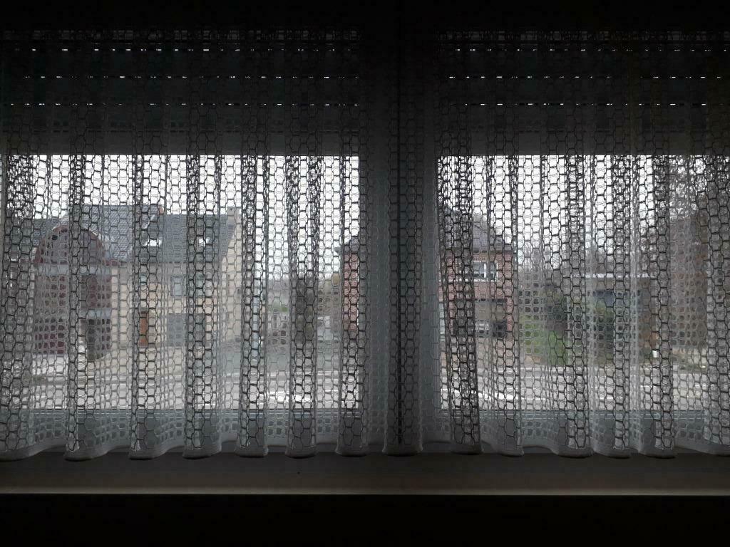 Glasgordijnen B:210cm x H:96 cm 3 stuks beschikbaar, Ophalen, Wit, Zo goed als nieuw, 200 cm of meer