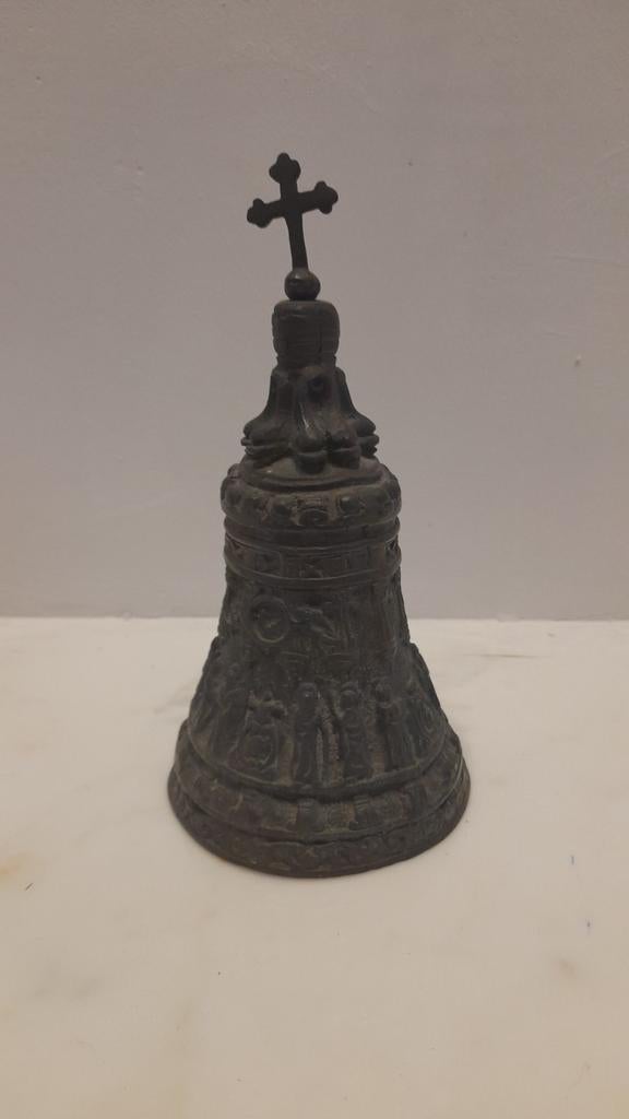 Cloche d'apôtre en bronze antique, Enlèvement ou Envoi