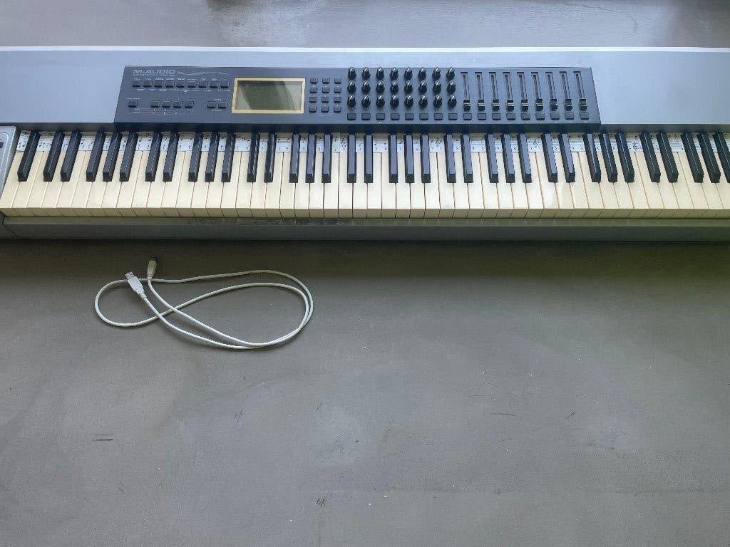 M-Audio Keystation Pro 88 masterkeyboard, Muziek en Instrumenten, Gebruikt, 88 toetsen, Aanslaggevoelig, Ophalen