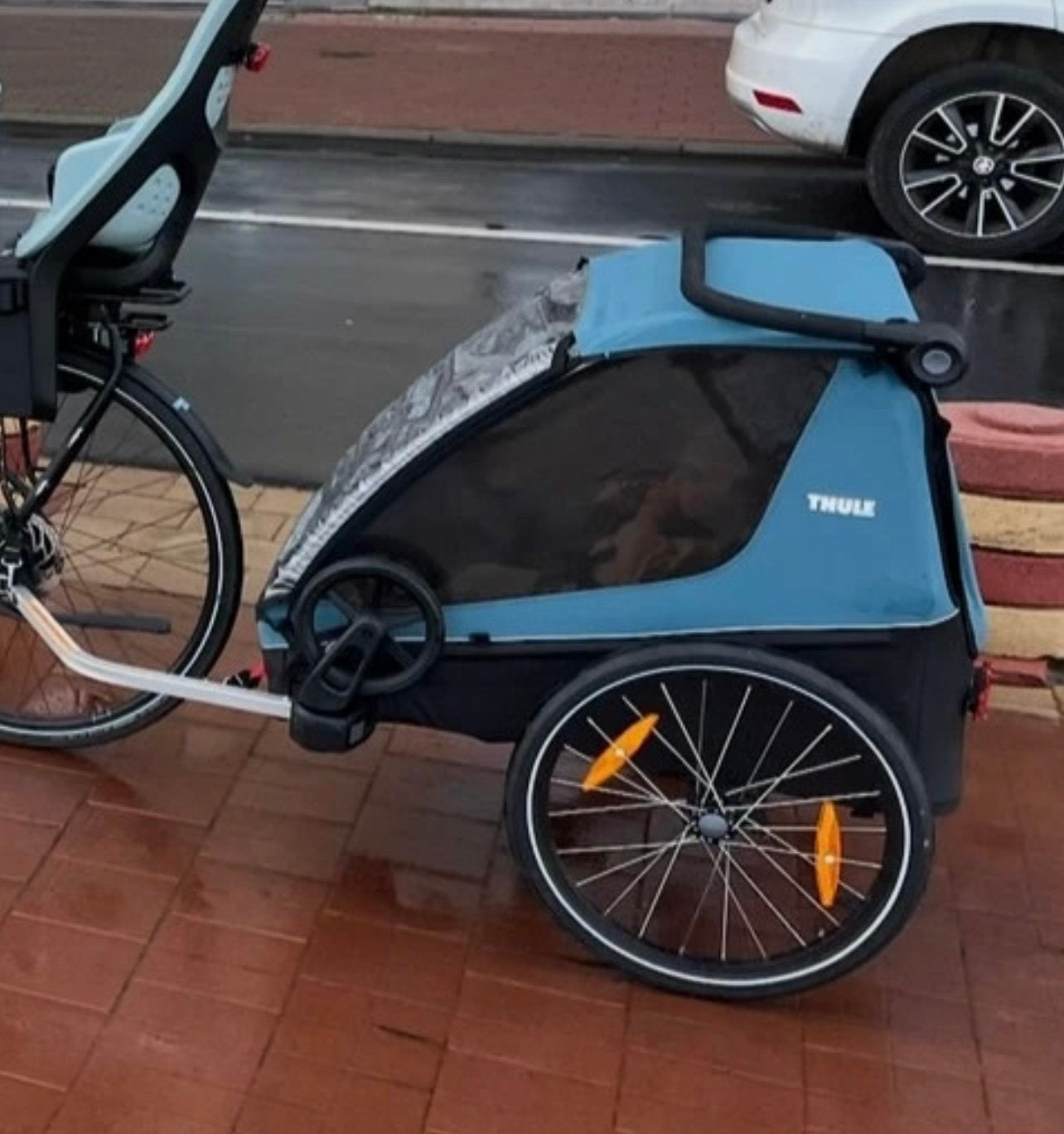 Thule fietskar Courier | Blauw, Ophalen, Gebruikt, Opvouwbaar, Kinderkar