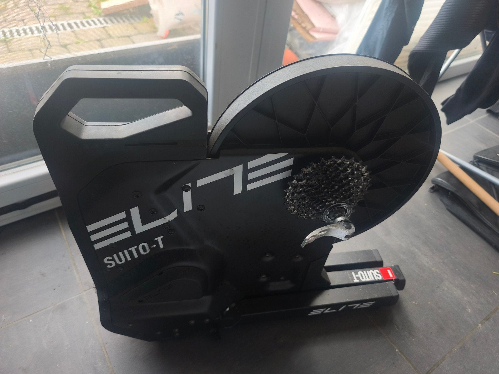 Elite Suito-T direct drive smart trainer, Ophalen