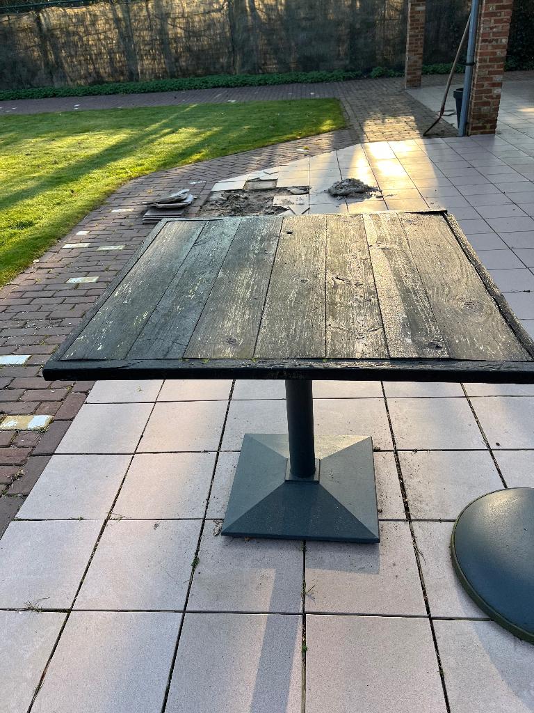 Tafel ijzeren onderstel, Ophalen, Gebruikt