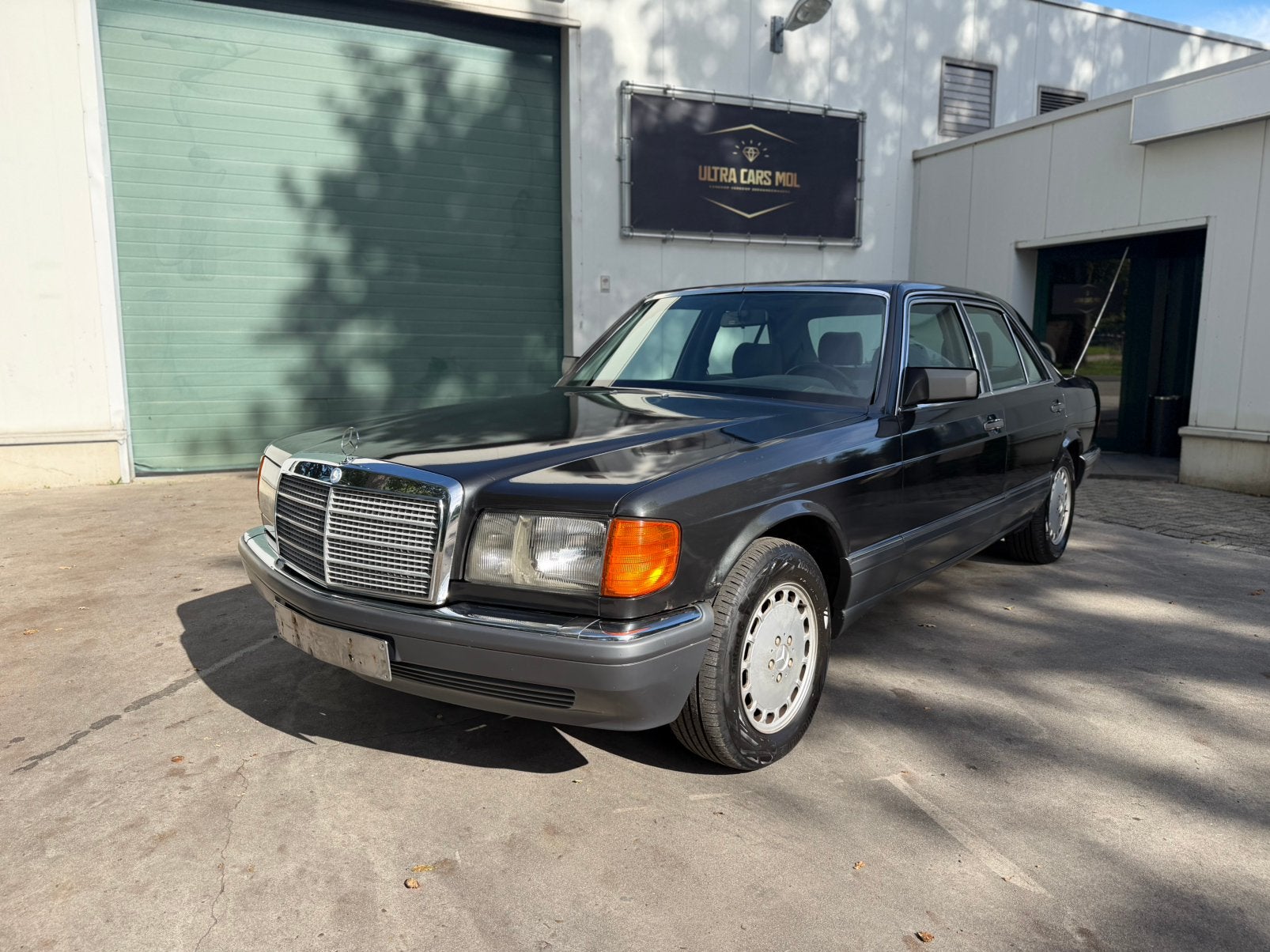 Mercedes 300SE W126 Automaat/Oldtimer/1ste Eigenaar/GEKEURD, Auto's, Automaat, Stof, Bedrijf, Berline