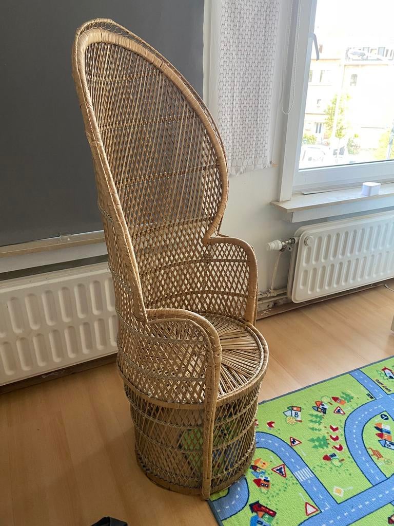 Fauteuil emmanuel vintage, Enlèvement