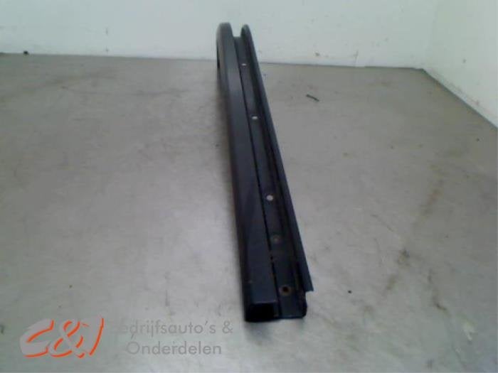 Rail porte coulissante droite d'un Citroen Berlingo, -, 3 mois de garantie, Utilisé, -
