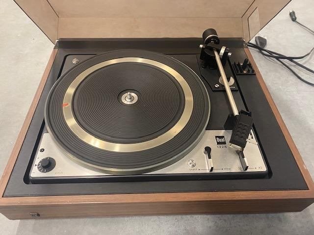 Dual 1225 Platenspeler – Met Stofkap & Handleiding, TV, Hi-fi & Vidéo, Tourne-disque, Enlèvement, Utilisé, Dual