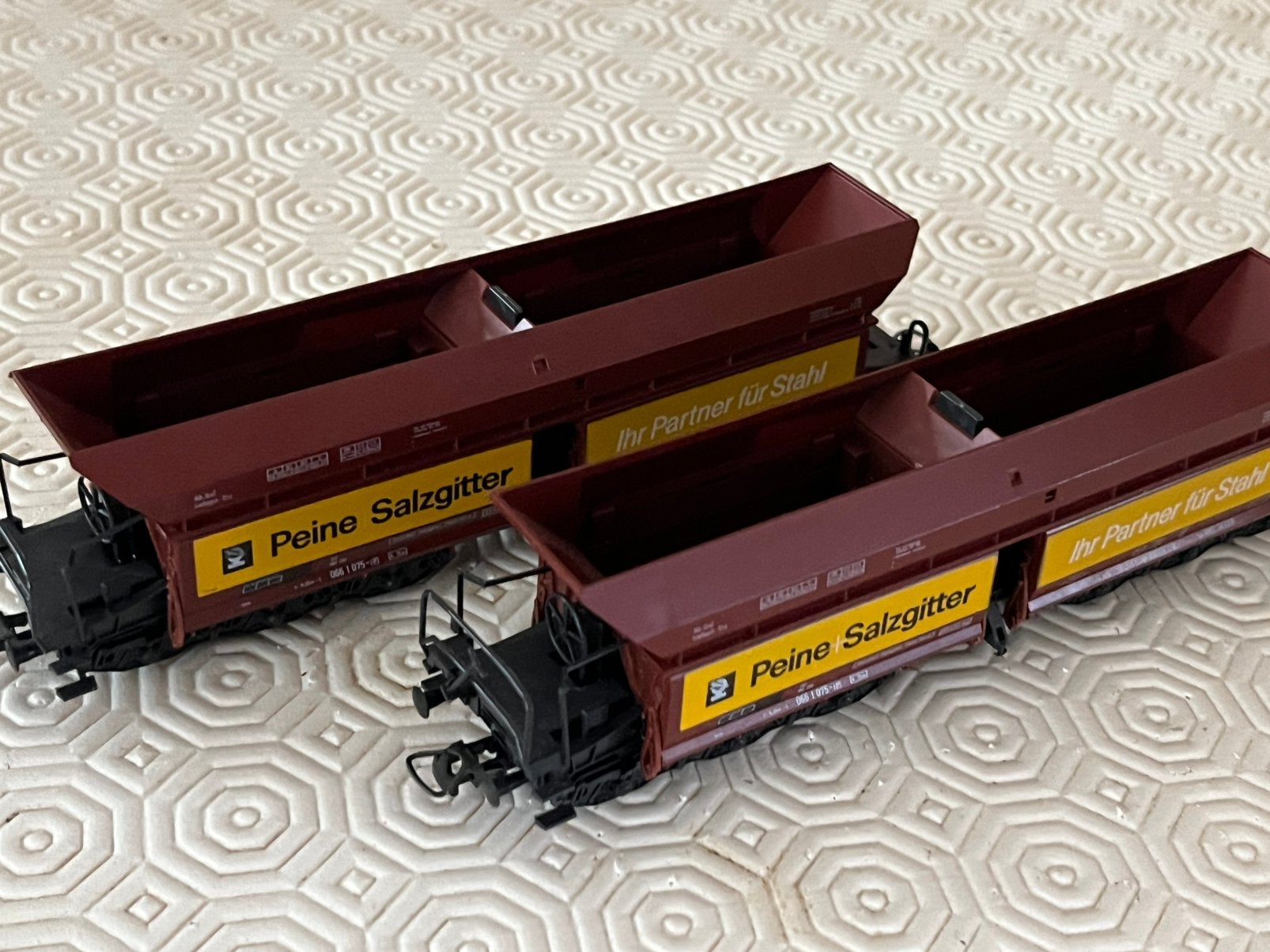 5 wagons tremie, Enlèvement ou Envoi, Comme neuf, Courant continu, Roco