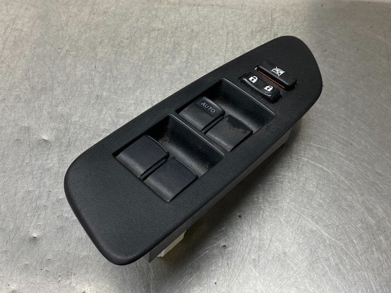 RAAMSCHAKELAAR Toyota Auris (E15) (|7423202550|), Gebruikt, Toyota