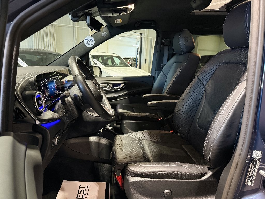 Mercedes-Benz V300d AMG-Line | Cargo léger à cabine double, Entreprise, Alcantara, Noir, Diesel