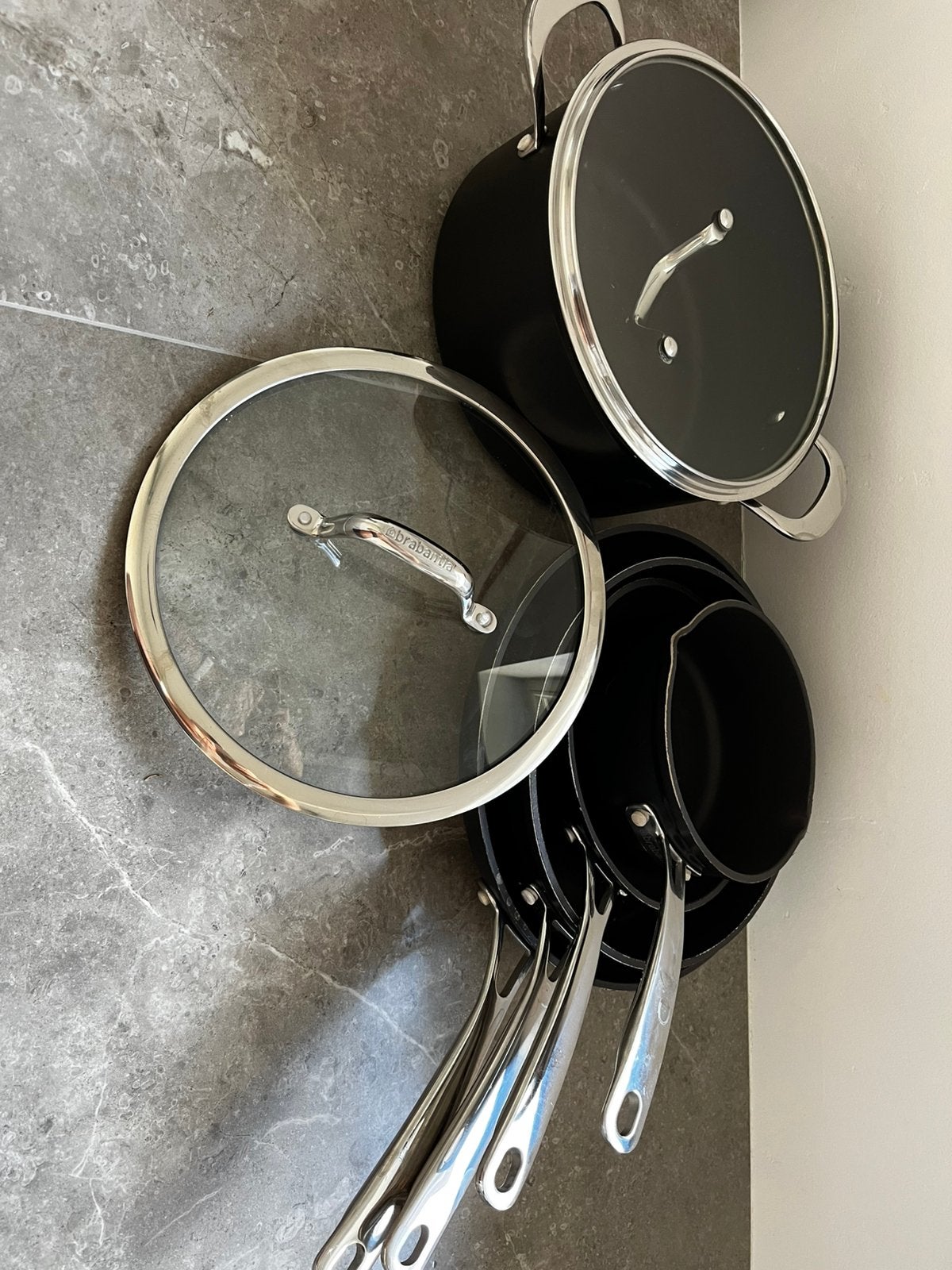 Set potten en pannen BRABANTIA, Maison & Meubles, Cuisine | Casseroles & Poêles, Compatible lave-vaisselle, Enlèvement, Comme neuf