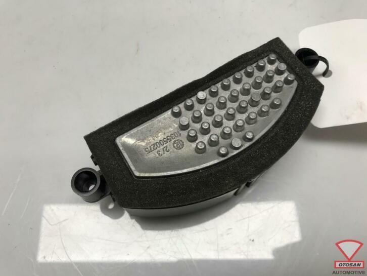 mercedes b klasse w246 kachelweerstand a2469064100 366, Gebruikt, Mercedes-Benz AG, Mercedes-Benz, Mercedesstrasse 120
70372  Stuttgart, DE