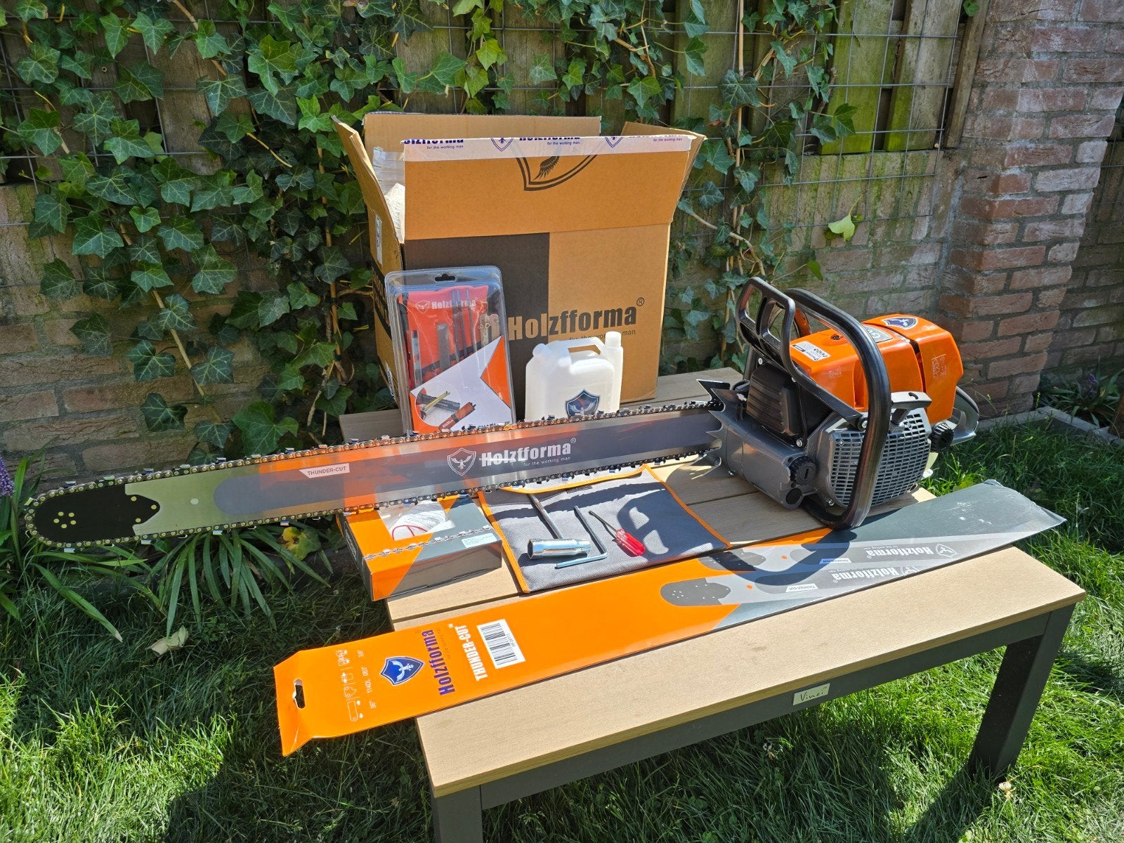 Nouvelle tronçonneuse à essence, la Holzfforma G660 + Guaran, Jardin & Terrasse, Enlèvement ou Envoi, Neuf, Essence
