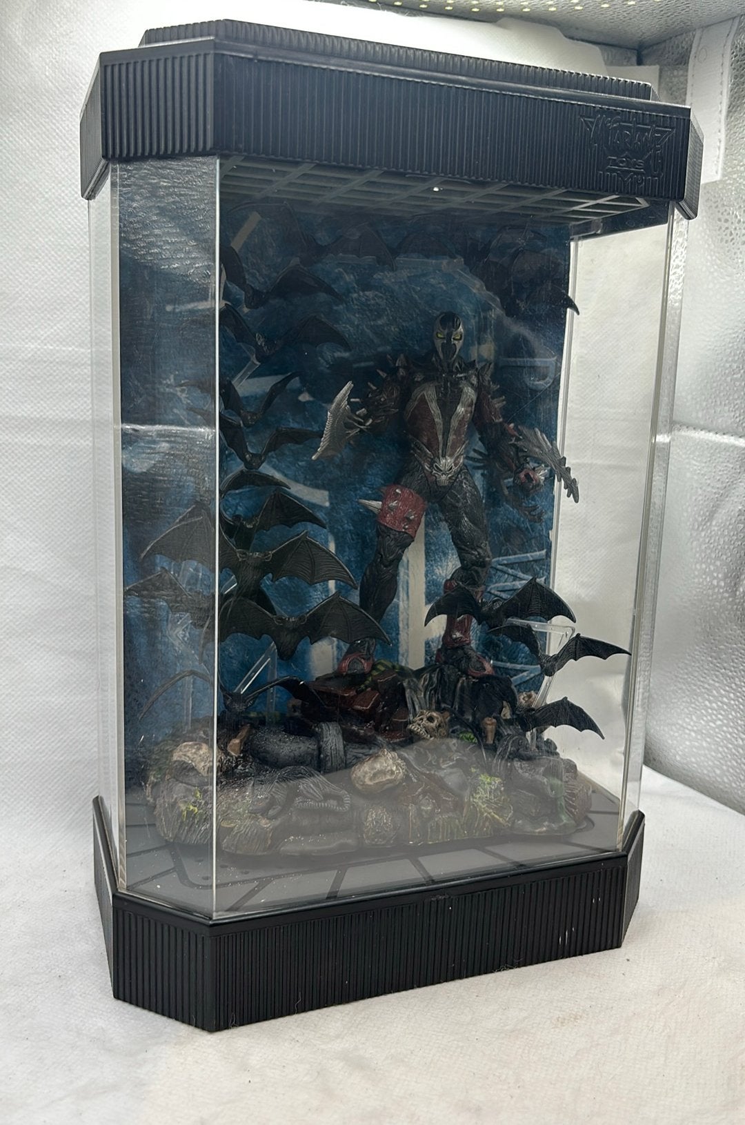 McFarlane Toys Spawn Displayfiguur met behuizing van acryl, Ophalen of Verzenden, Gebruikt, Fantasy