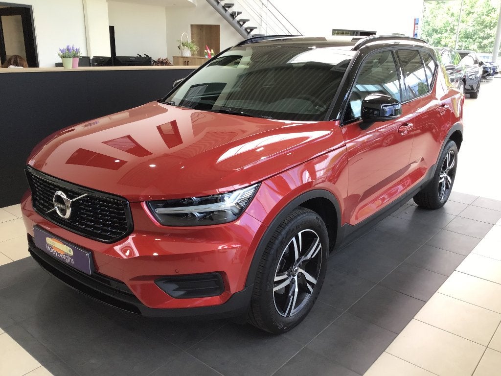 Volvo XC40 1.5 T3 R-Design Geartronic BJ03/2022 27961KM, Autos, Volvo, Rouge, Achat, Euro 6, Entreprise