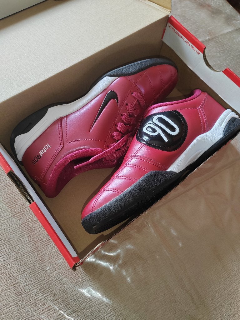 Nike Total 90 T90 dames NIEUW - Maat 38,5 - Met doos, Kleding | Dames, Nike, Nieuw, Ophalen of Verzenden, Sneakers