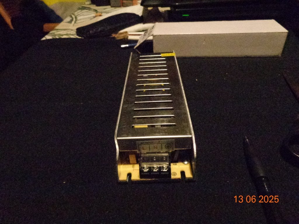 voeding 220v0ac out 12Vdc -20 ampere, Ophalen, Nieuw