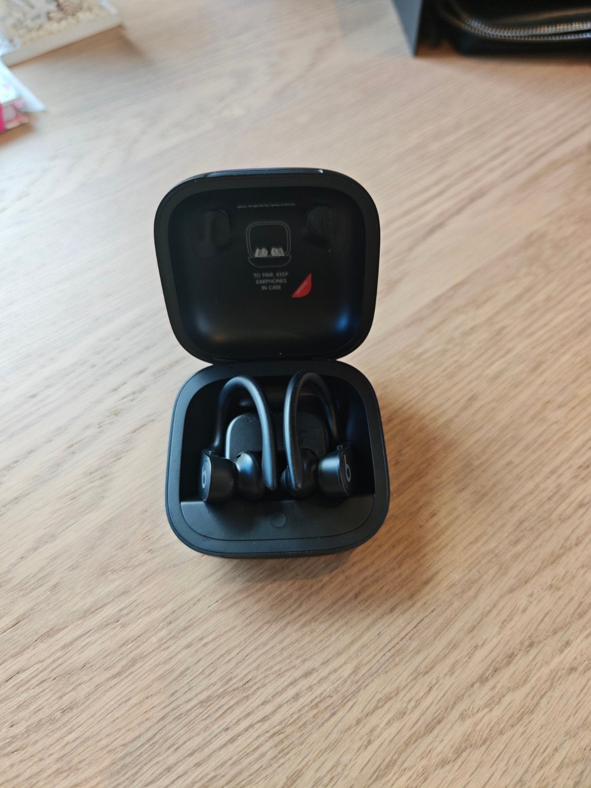 Beats Powerbeats Pro, Enlèvement, Noir, Résistant à l'eau