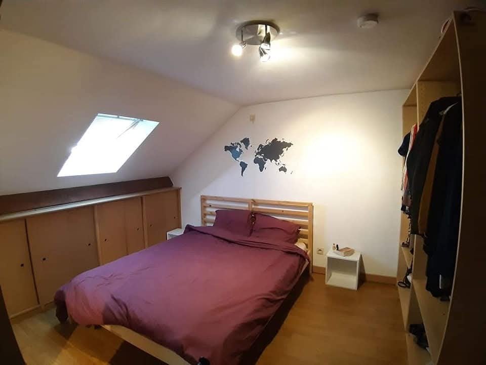 Cadre de lit + sommier ikea, Huis en Inrichting