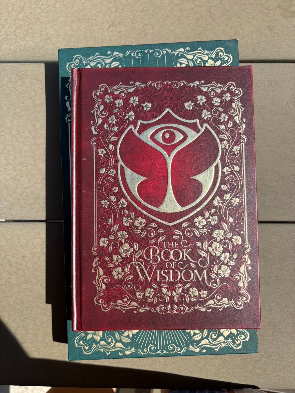 Tomorrowland 2019 “The Book of Wisdom – The Return”, Enlèvement ou Envoi, Comme neuf
