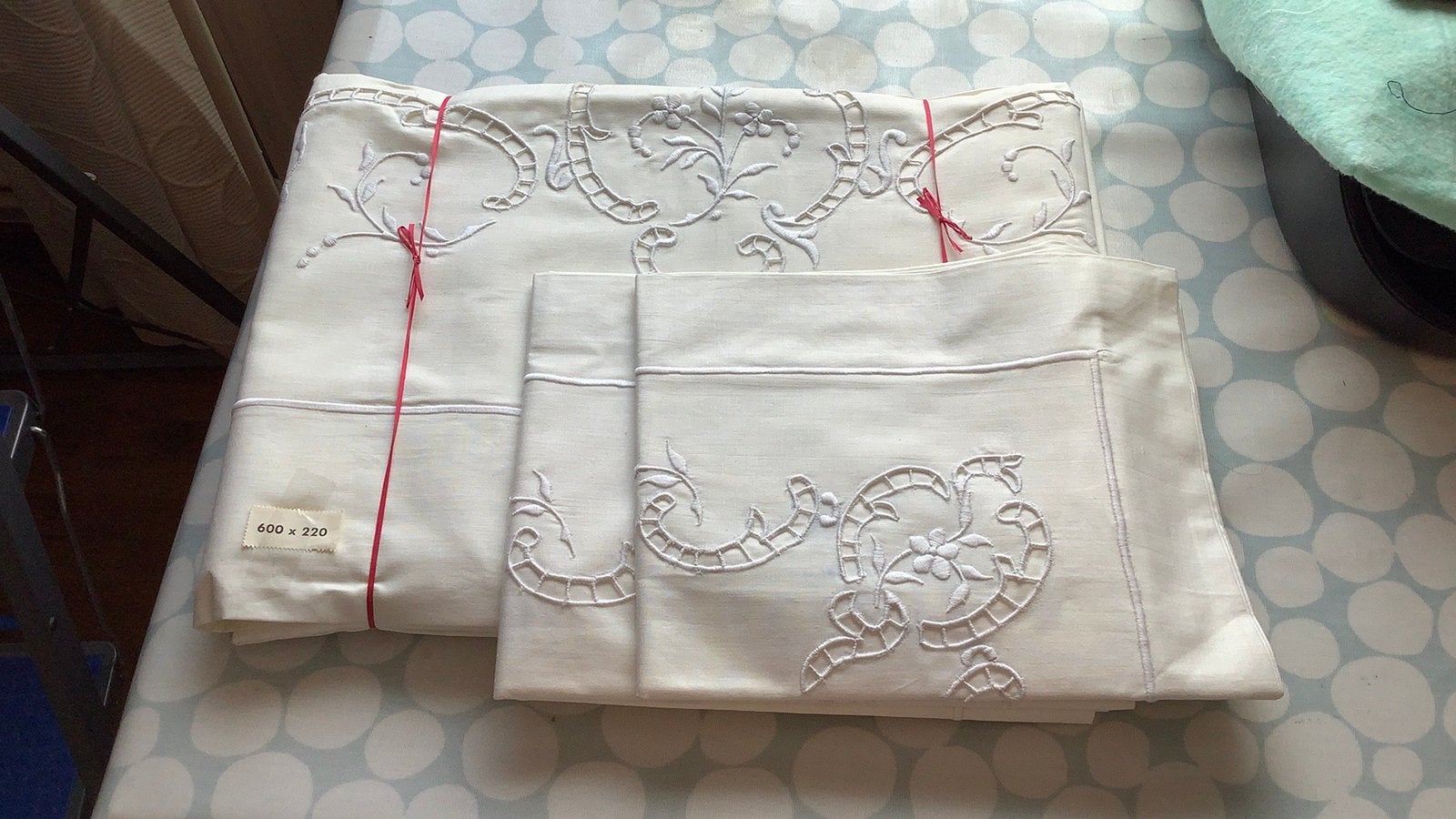 Nieuw beddengoed uit de jaren 60, Antiek en Kunst, Antiek | Tapijten, Tafelkleden en Textiel, Ophalen of Verzenden